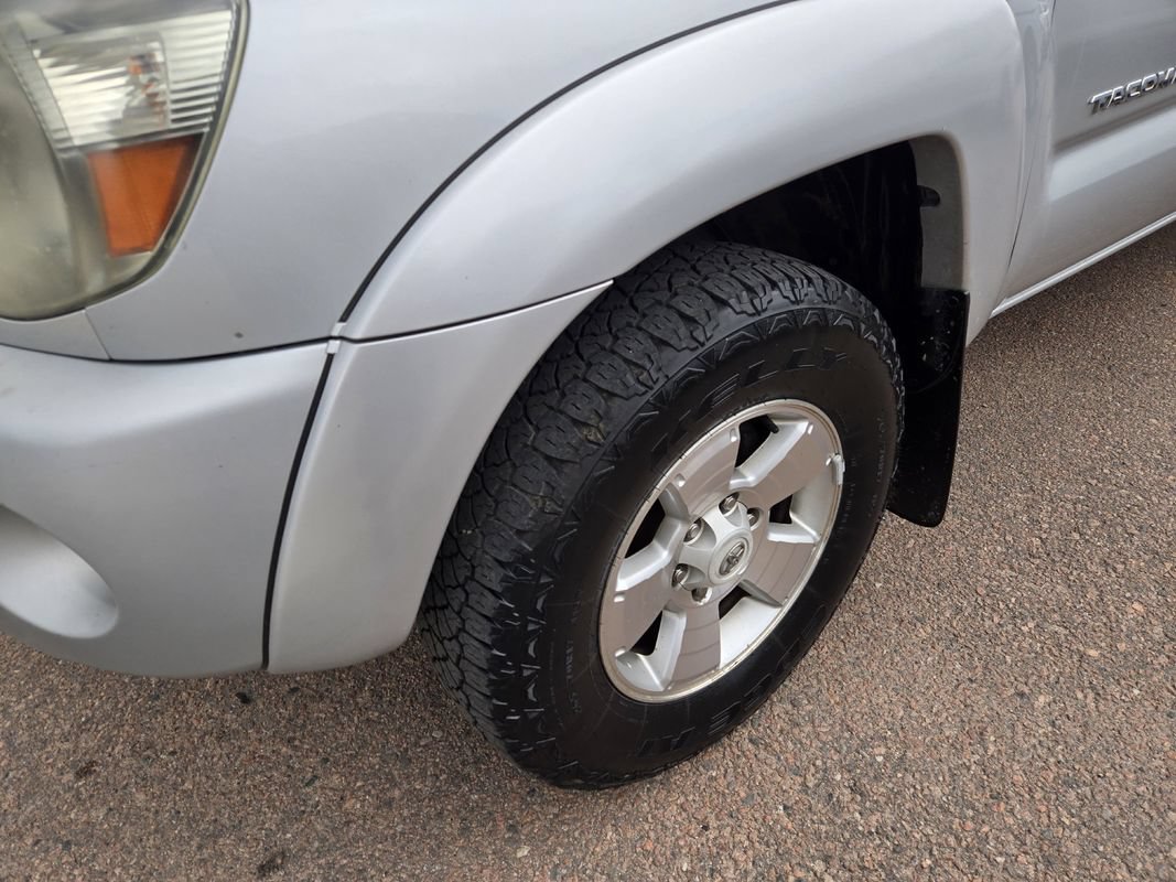 Used 2009 Toyota Tacoma PreRunner RWD image 5
