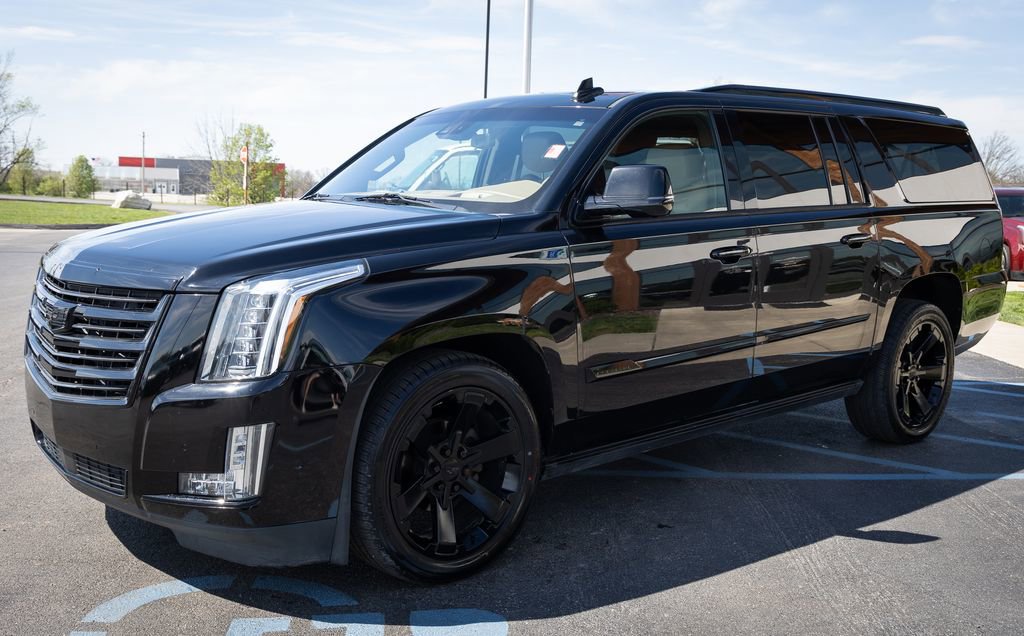 Used 2020 Cadillac Escalade ESV Platinum image 26