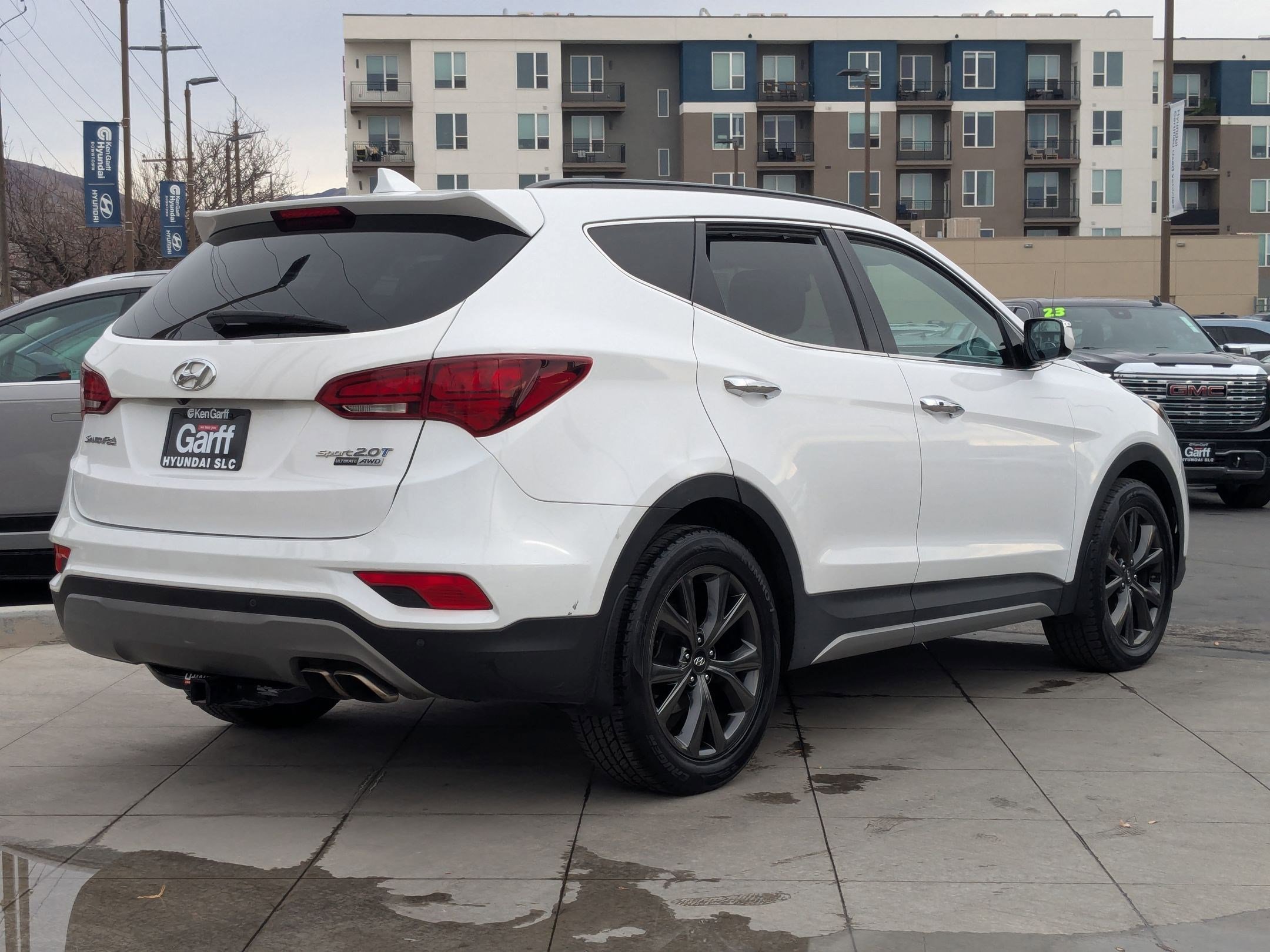 Used 2018 Hyundai Santa Fe Sport image 3