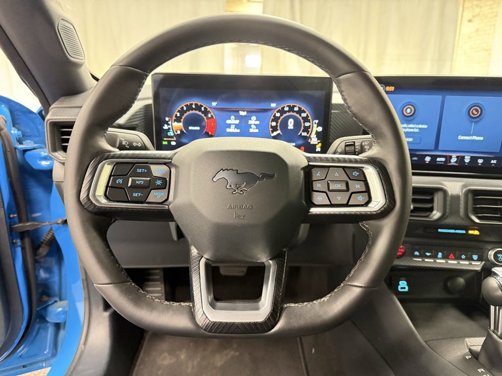 Used 2024 Ford Mustang Coupe image 23