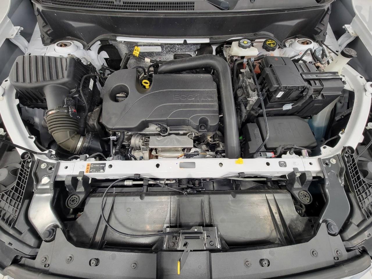 Used 2024 GMC Terrain SLE image 8