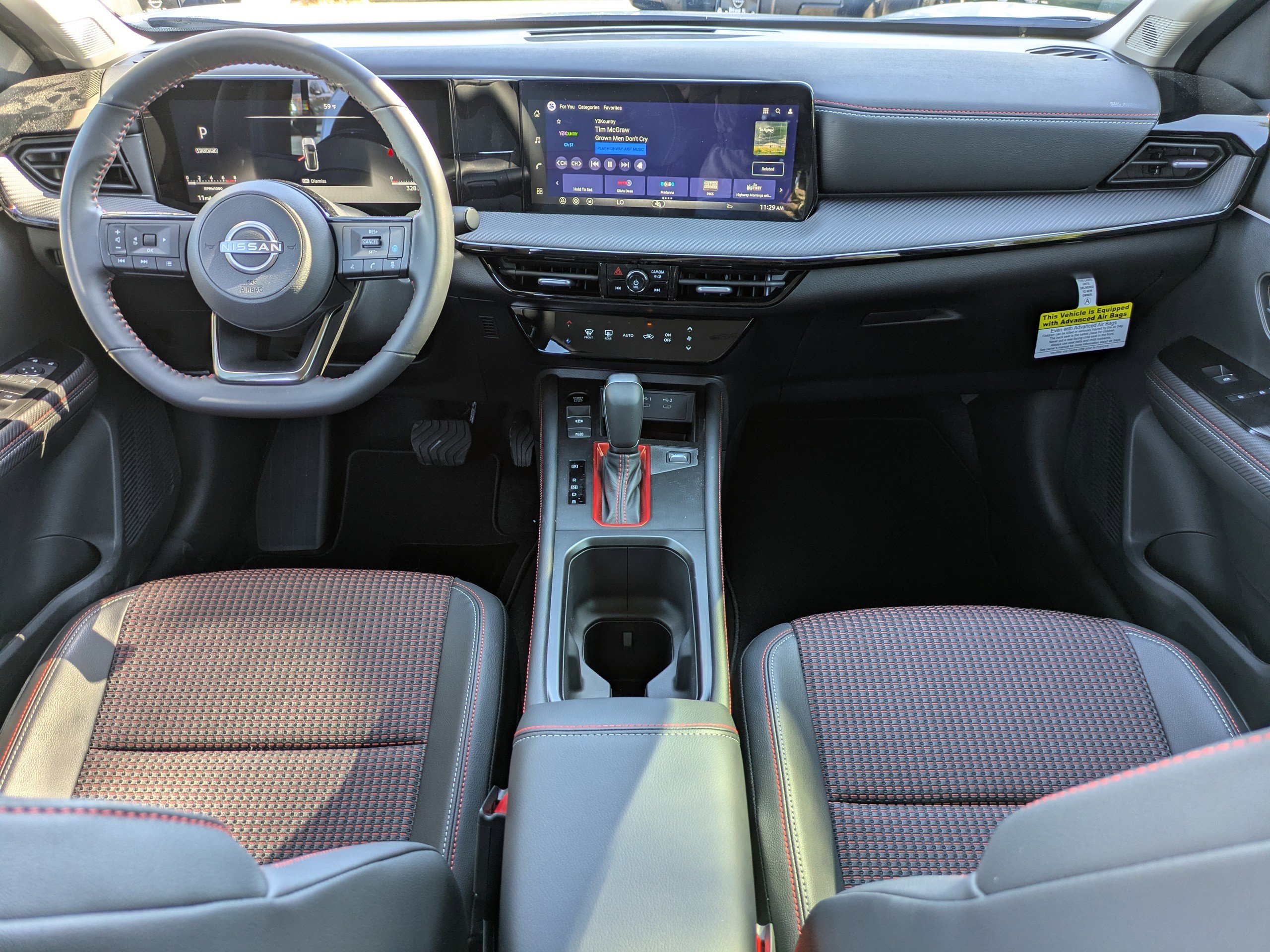 New 2026 Nissan Kicks SR FWD image 16