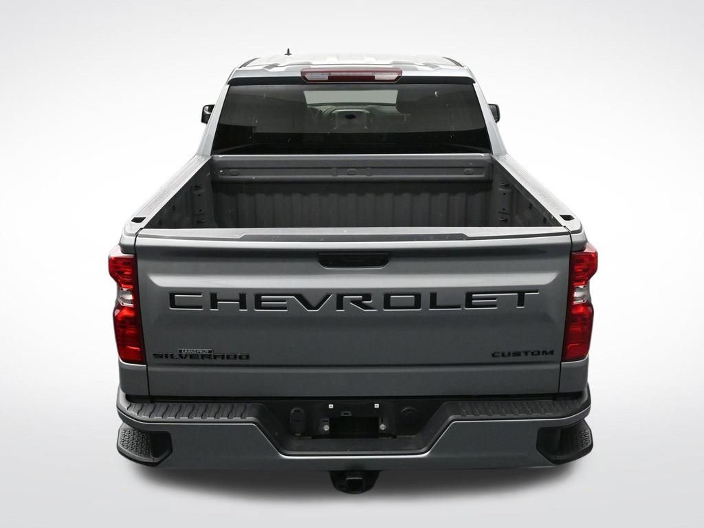 Used 2023 Chevrolet Silverado 1500 Custom w/ LPO, Dark Essentials Package image 18