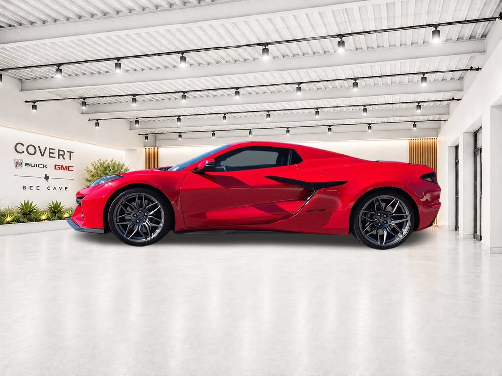 Used 2024 Chevrolet Corvette Z06 RWD image 9