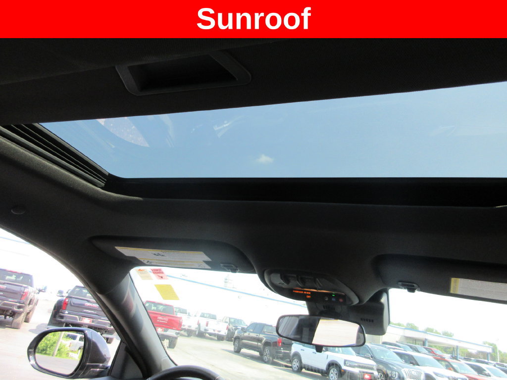 Used 2025 Buick Envista Sport Touring FWD image 15