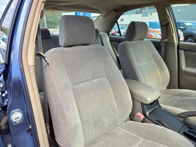 Used 2004 Toyota Camry FWD image 45