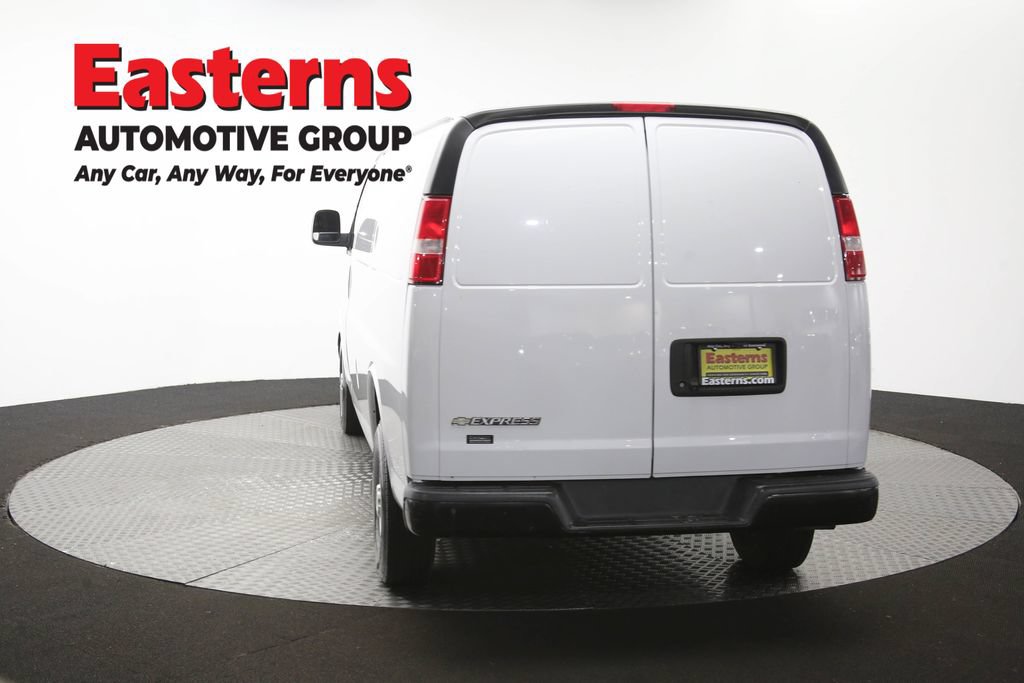 Used 2019 Chevrolet Express 2500 Extended RWD image 34