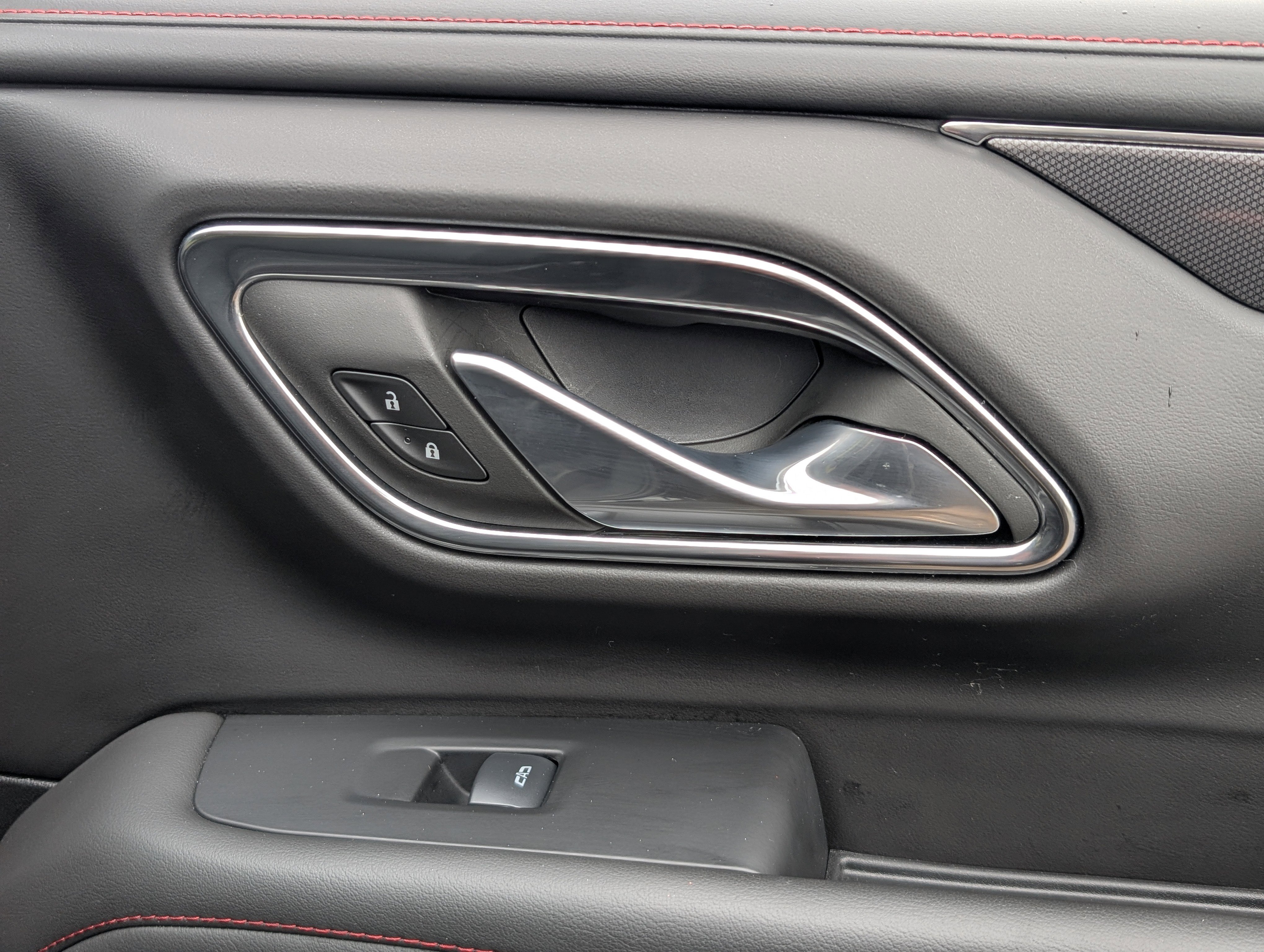 Used 2024 Chevrolet Suburban RST w/ Sport Performance Package image 25