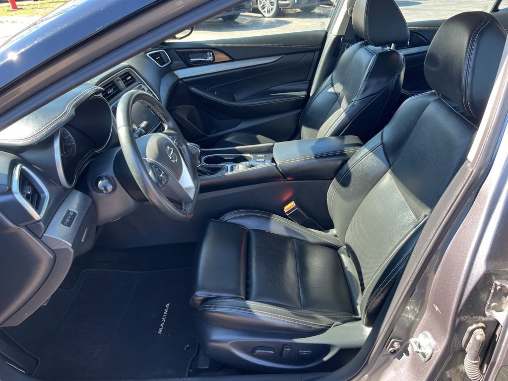 Used 2018 Nissan Maxima 3.5 SV image 11
