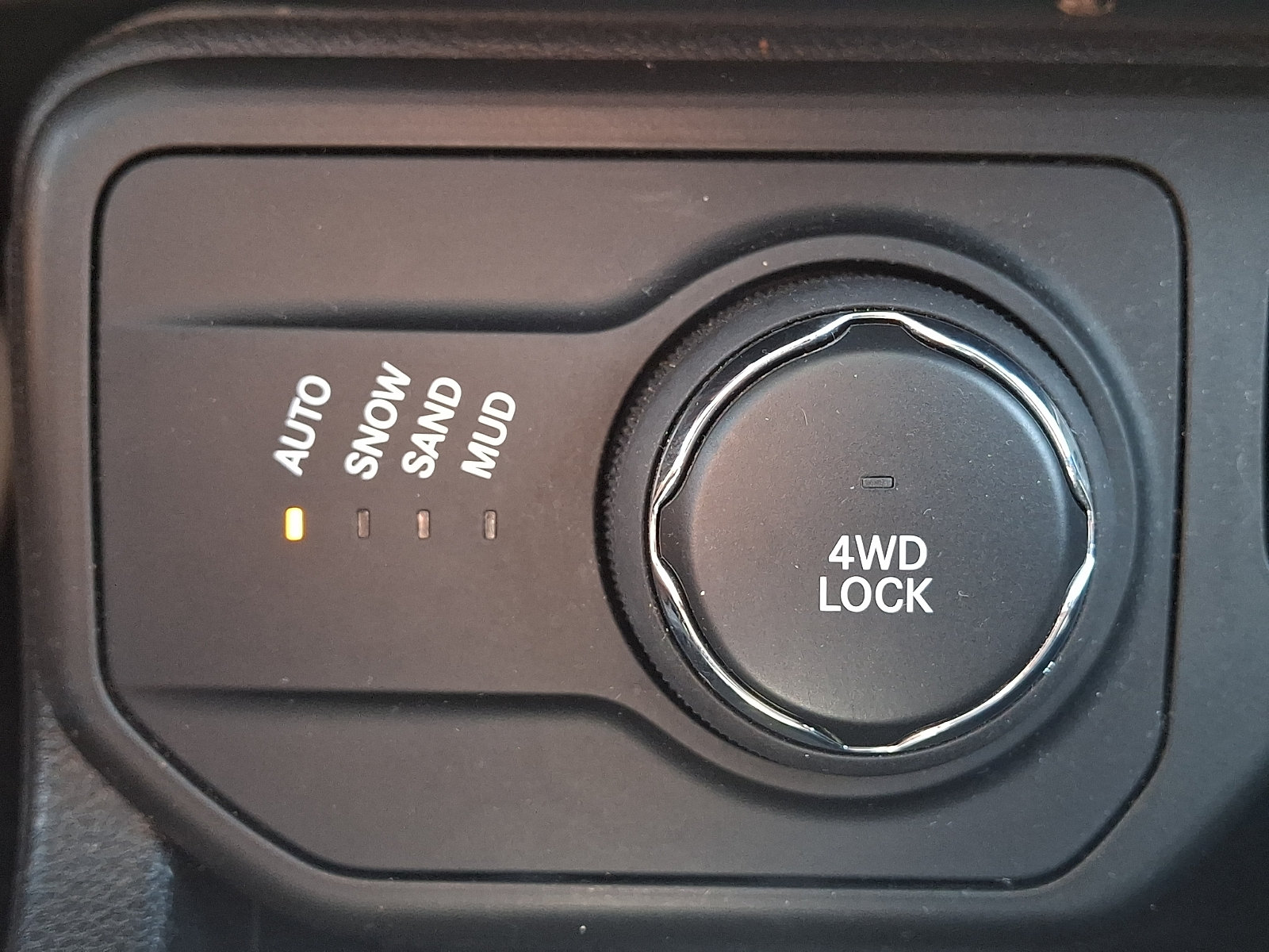 Used 2018 Jeep Renegade Sport w/ Power & Air Group AWD/4WD image 23