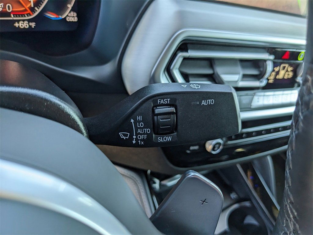 Used 2025 BMW X4 xDrive30i image 35