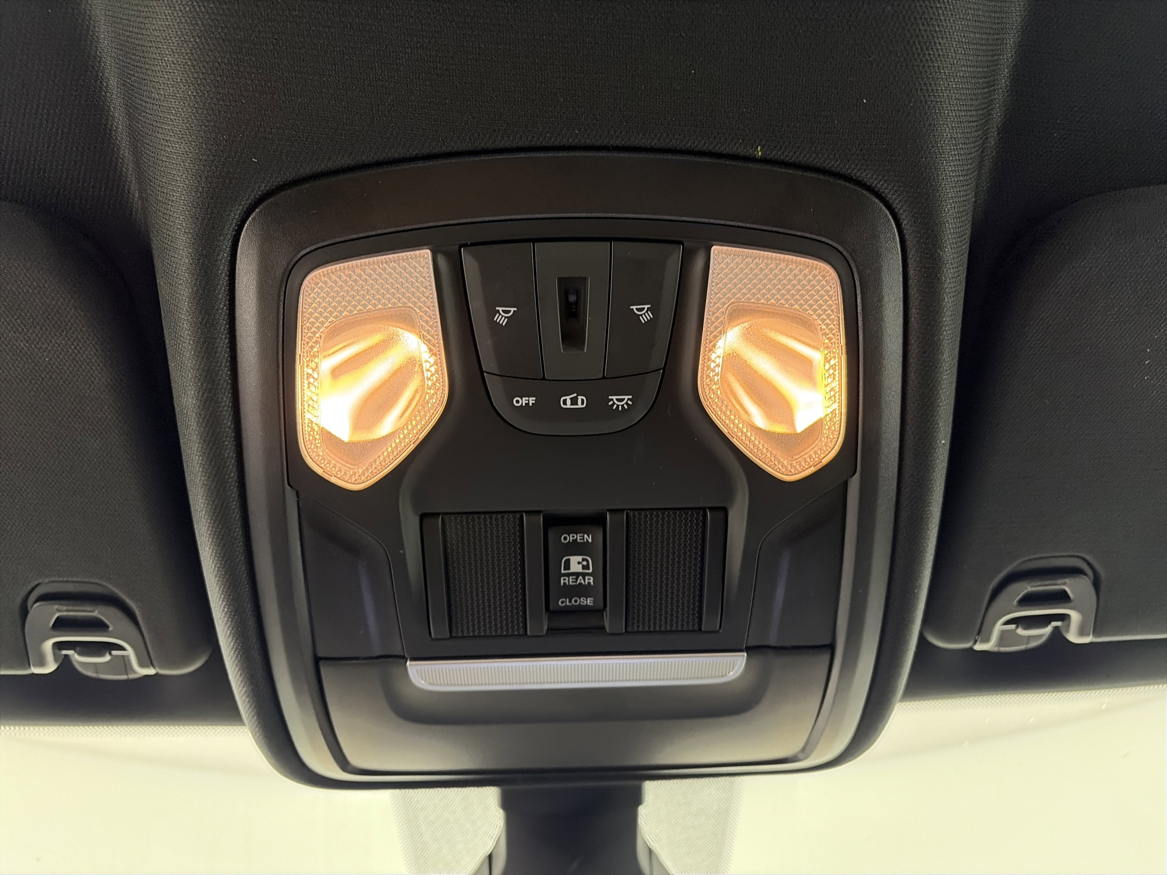 Used 2022 RAM 1500 Big Horn image 30