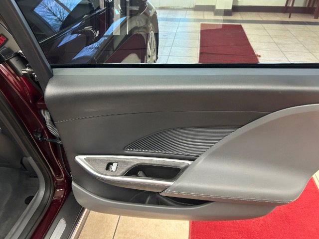 Used 2024 Lucid Air Touring image 13