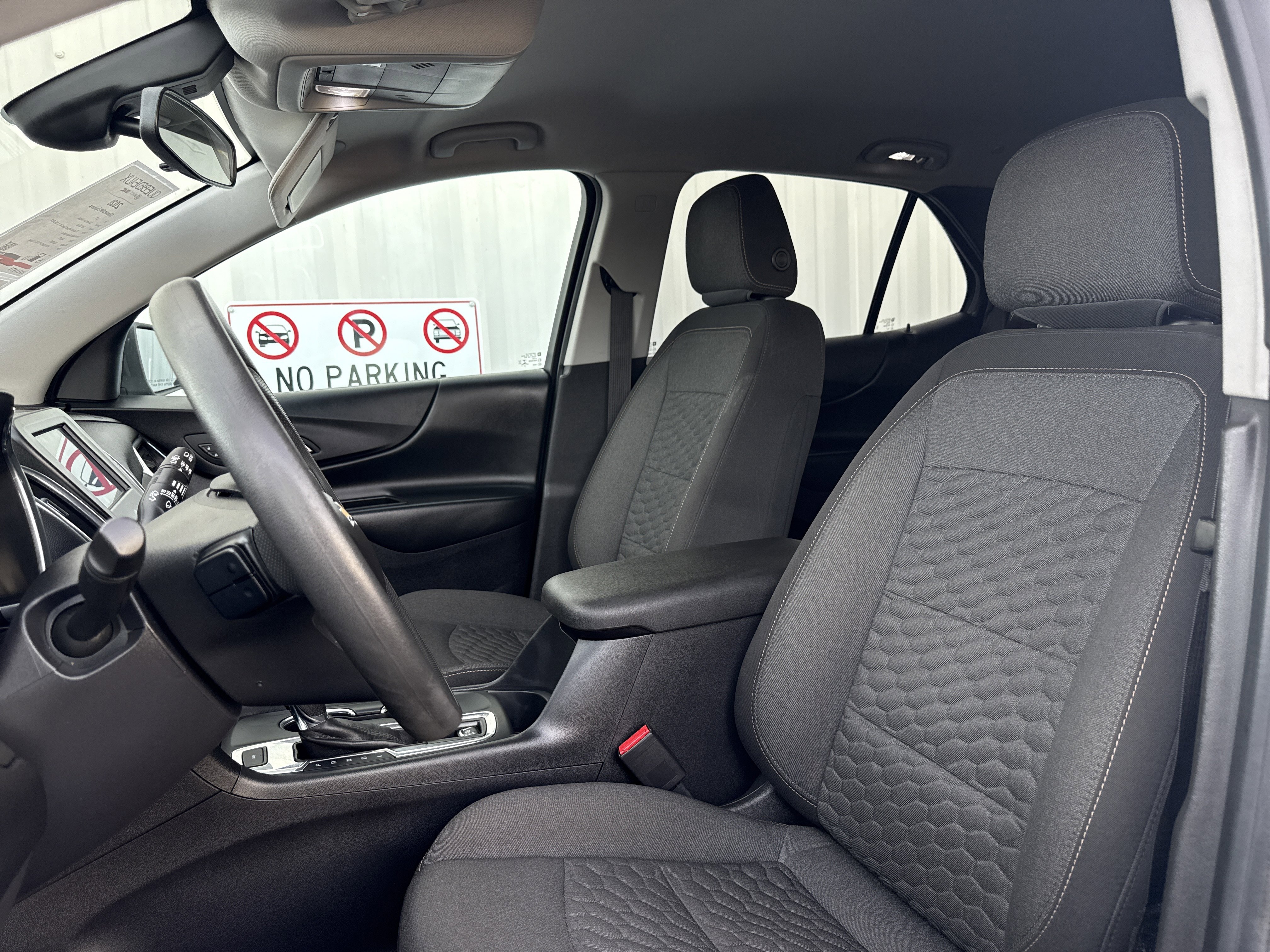 Used 2020 Chevrolet Equinox LT image 13