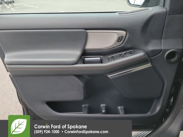 Certified 2025 Ford Expedition Active AWD/4WD image 26