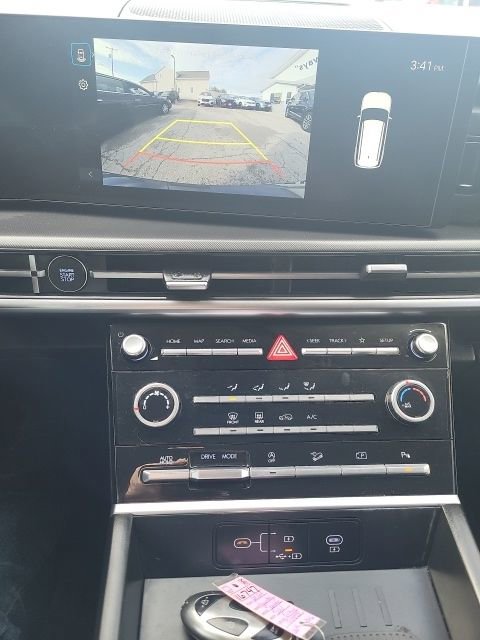 Used 2024 Hyundai Santa Fe SE image 2