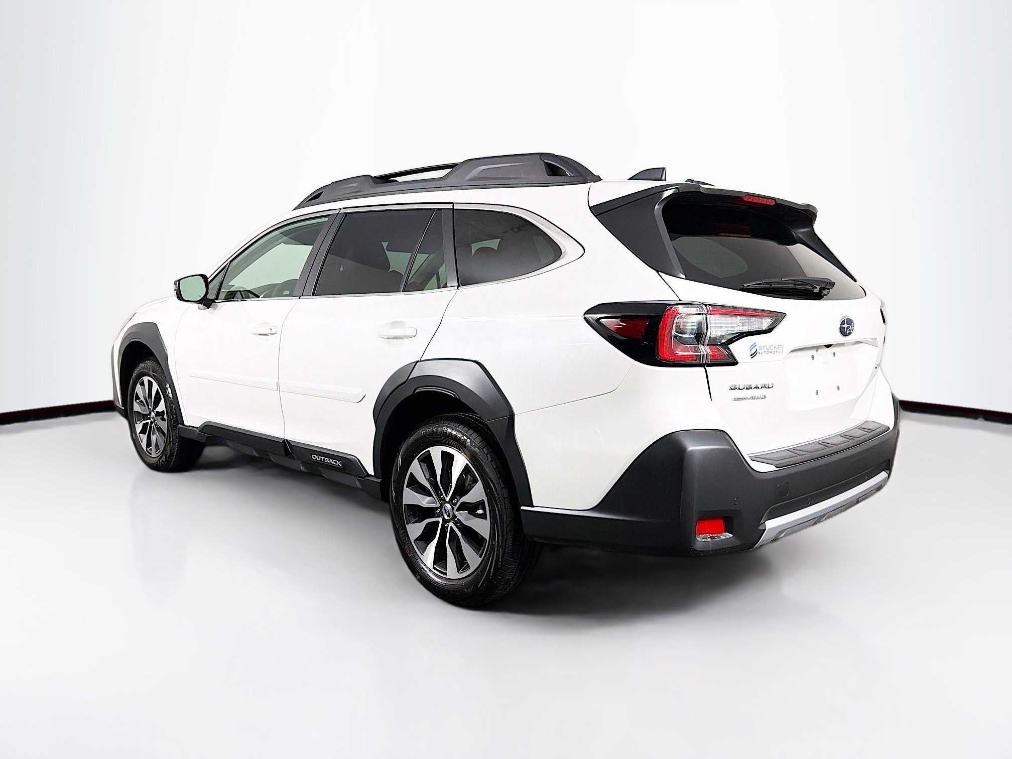 Used 2025 Subaru Outback Limited image 6