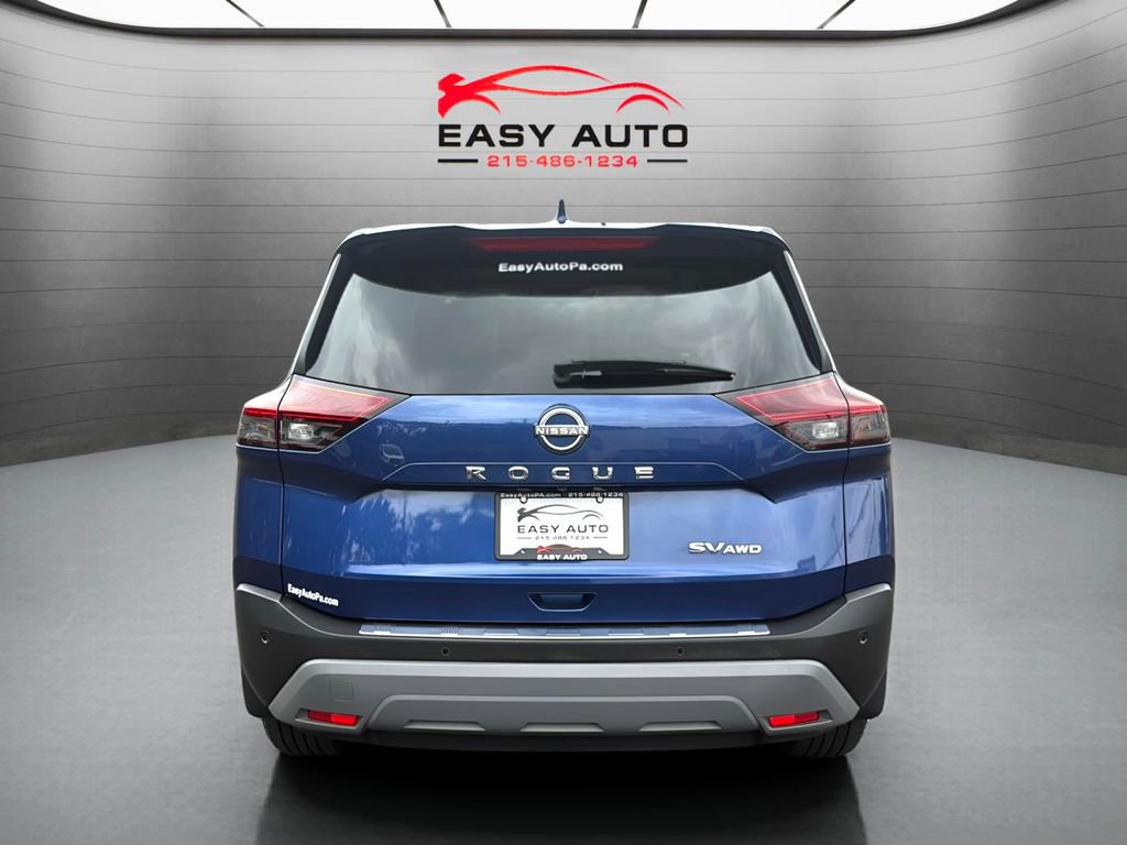 Used 2022 Nissan Rogue SV w/ SV Premium Package image 4