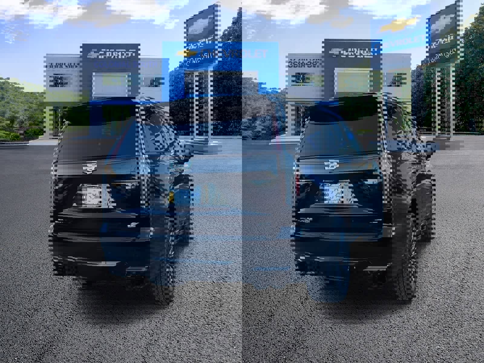 Certified 2024 Cadillac Escalade V w/ LPO, Floor Liner Package image 6