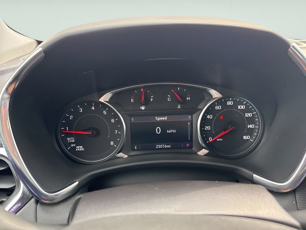 Used 2024 Chevrolet Equinox Premier image 28