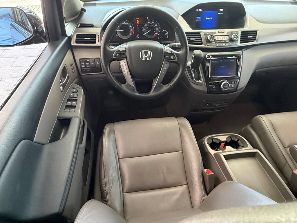 Used 2015 Honda Odyssey Touring image 11