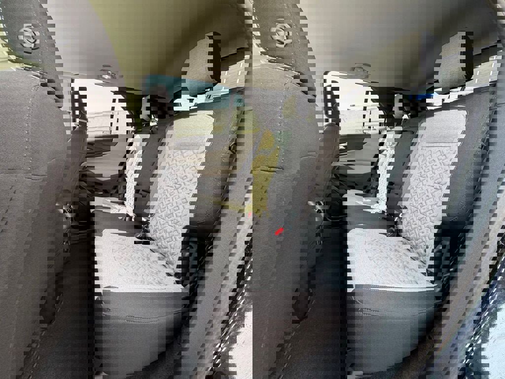 Used 2024 Chevrolet Equinox LS w/ LS Convenience Package image 23