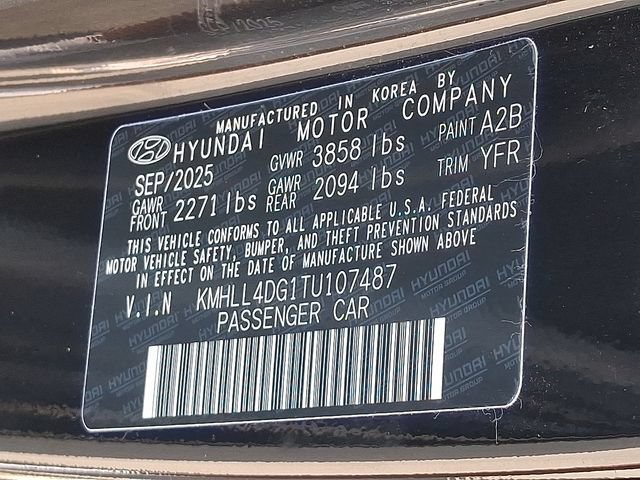 Certified 2026 Hyundai Elantra SE FWD image 25