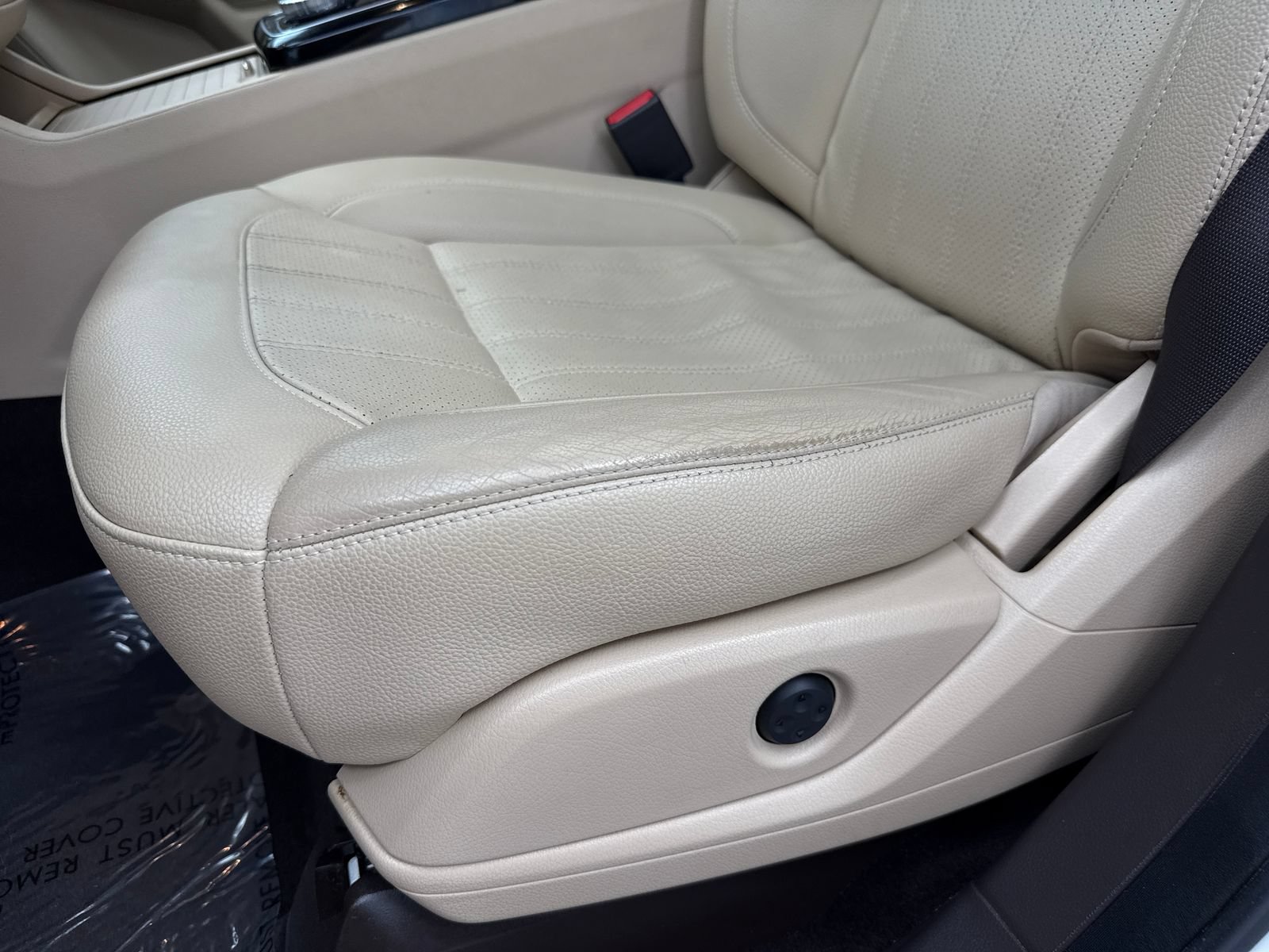 Used 2016 Mercedes-Benz GLE 350 4MATIC w/ Premium Package image 35