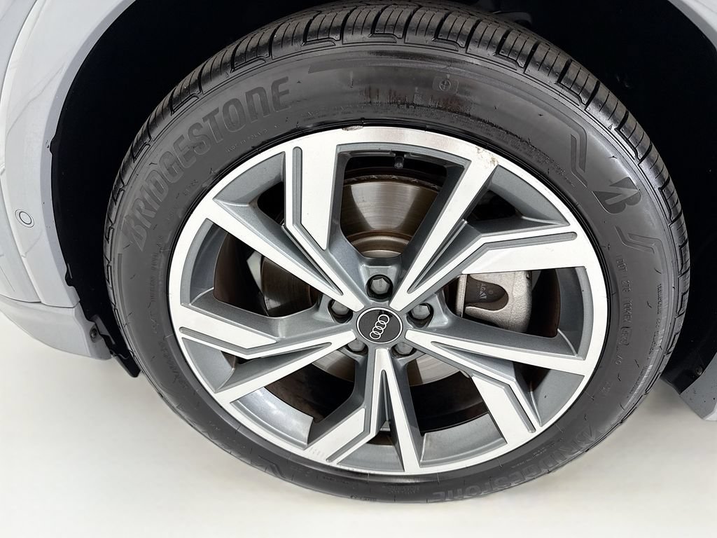 Certified 2024 Audi Q4 e-tron Prestige w/ Black Optic Plus Package AWD/4WD image 29