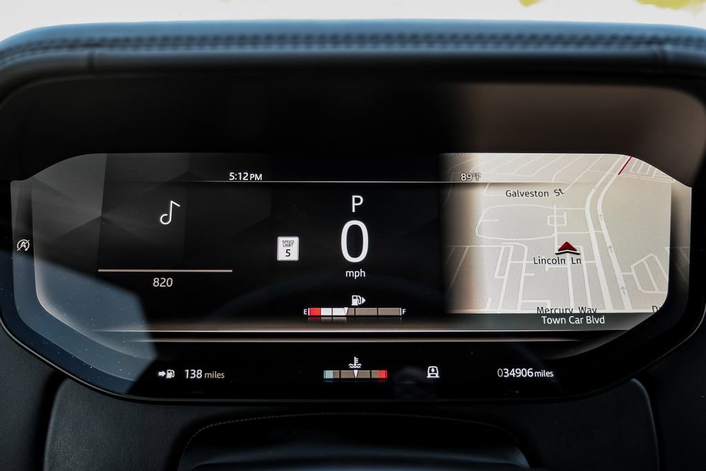 Used 2023 Land Rover Range Rover SE image 16