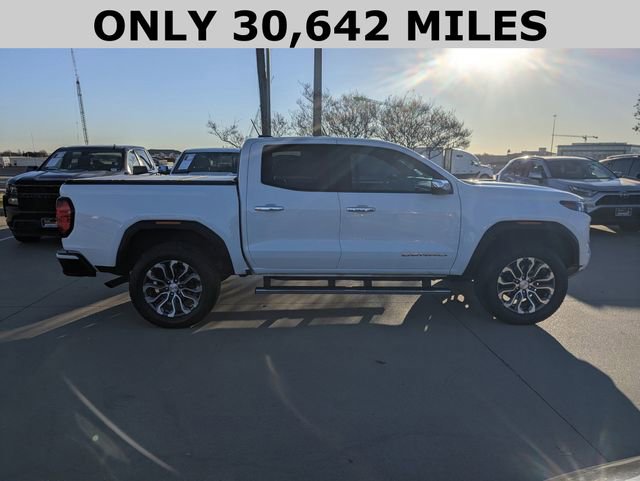 Used 2024 GMC Canyon Denali image 4