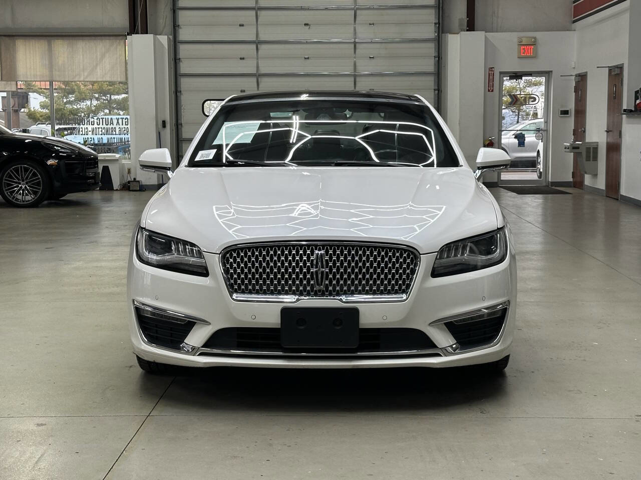 Used 2017 Lincoln MKZ Reserve w/ Technology Package image 6