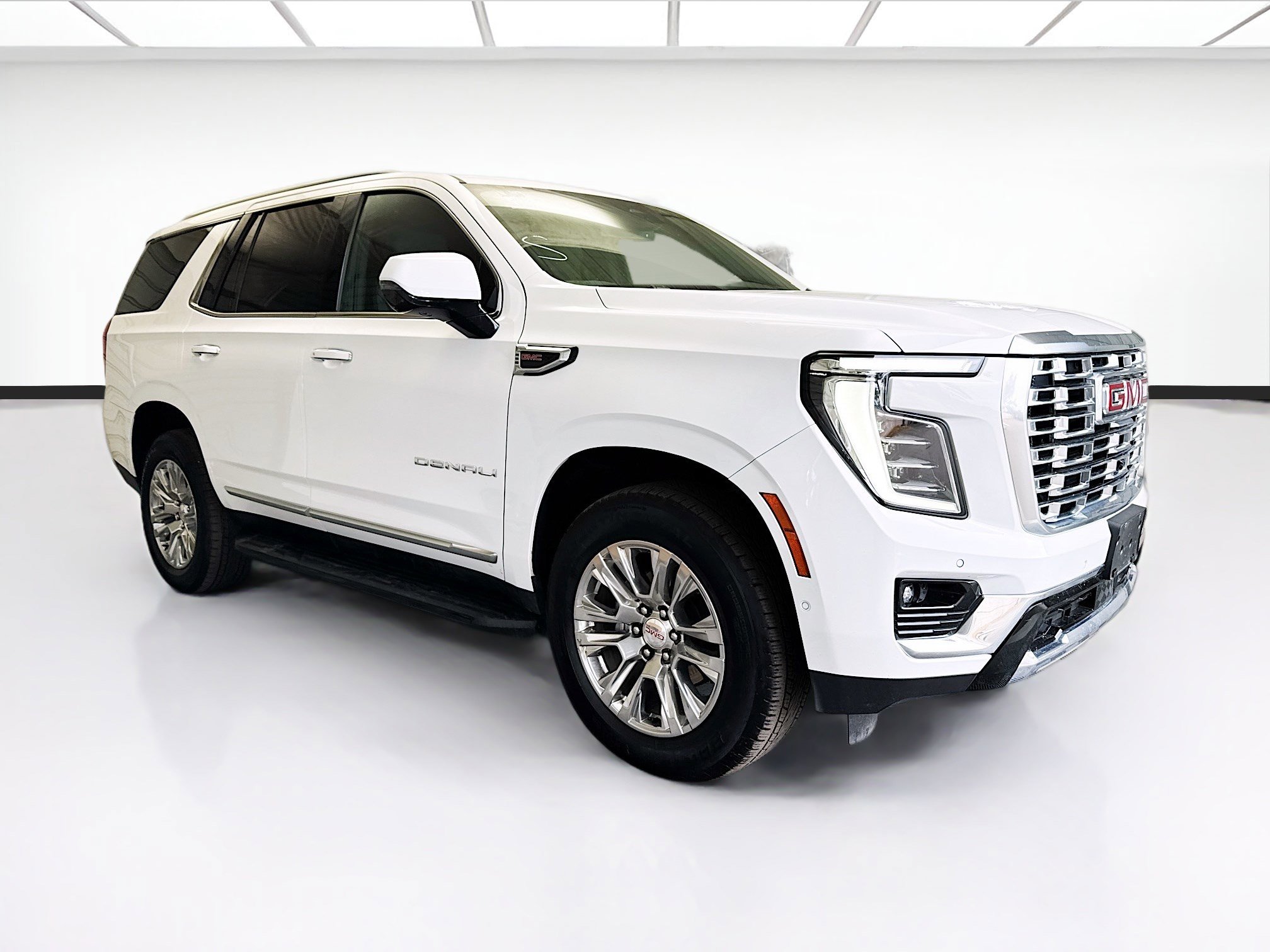 Used 2025 GMC Yukon Denali image 3