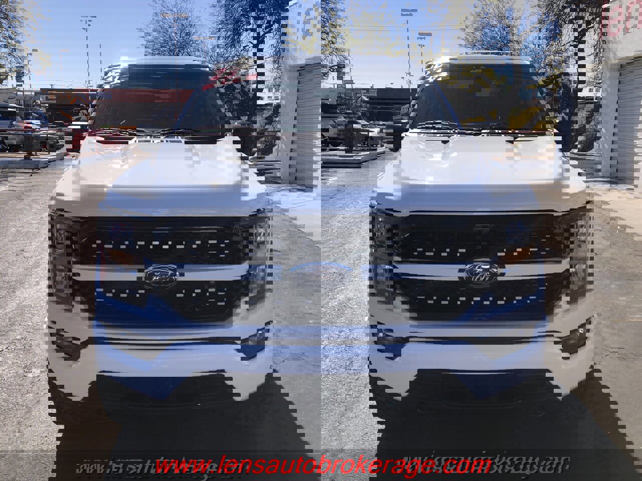 Used 2023 Ford F150 XLT w/ Trailer Tow Package image 3