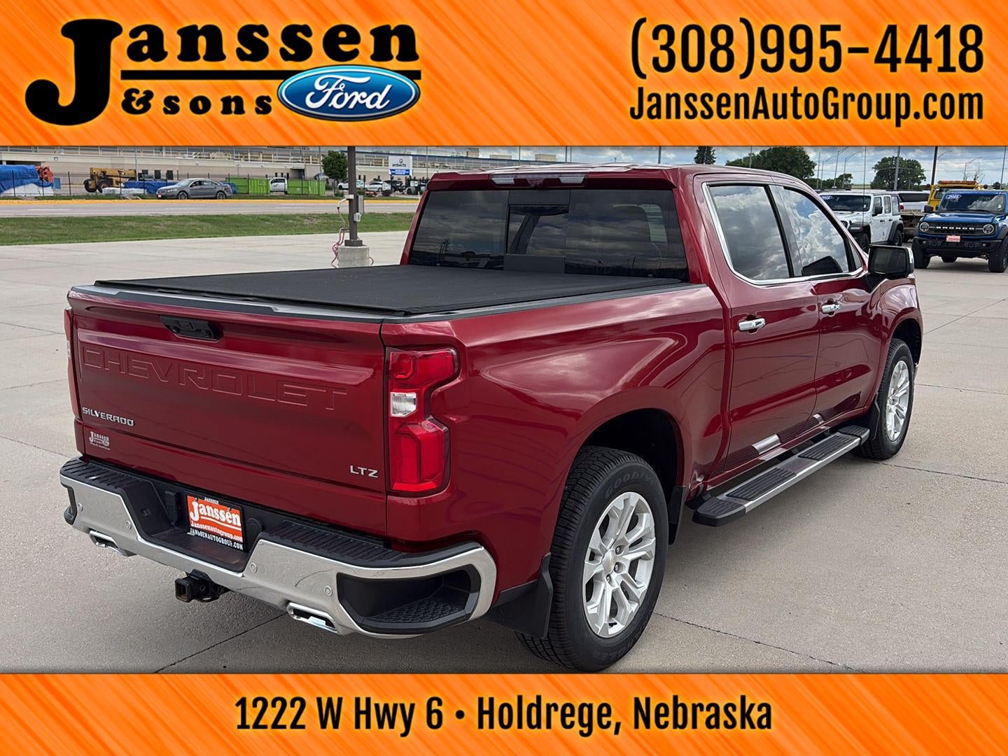 Used 2023 Chevrolet Silverado 1500 LTZ w/ Technology Package AWD/4WD image 6