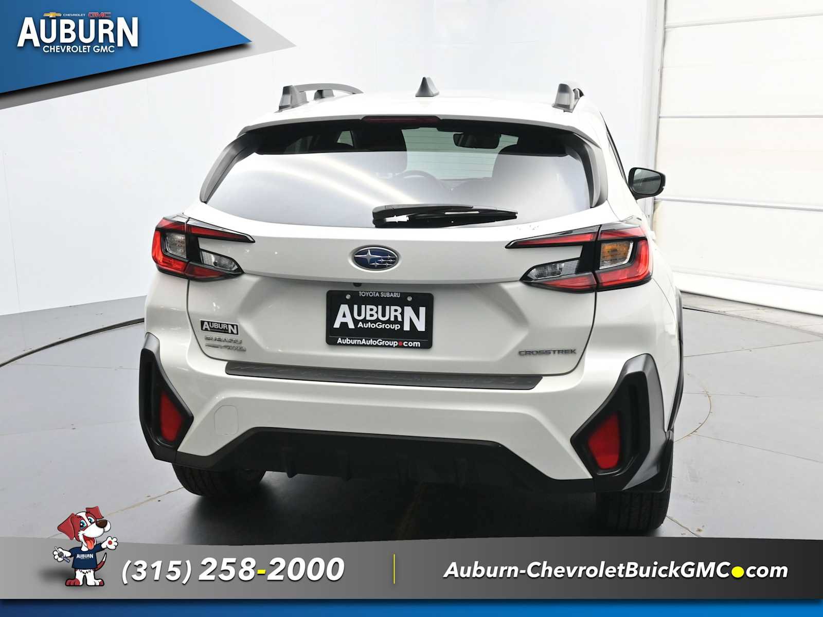 Used 2024 Subaru Crosstrek 2.0i Premium AWD/4WD image 3