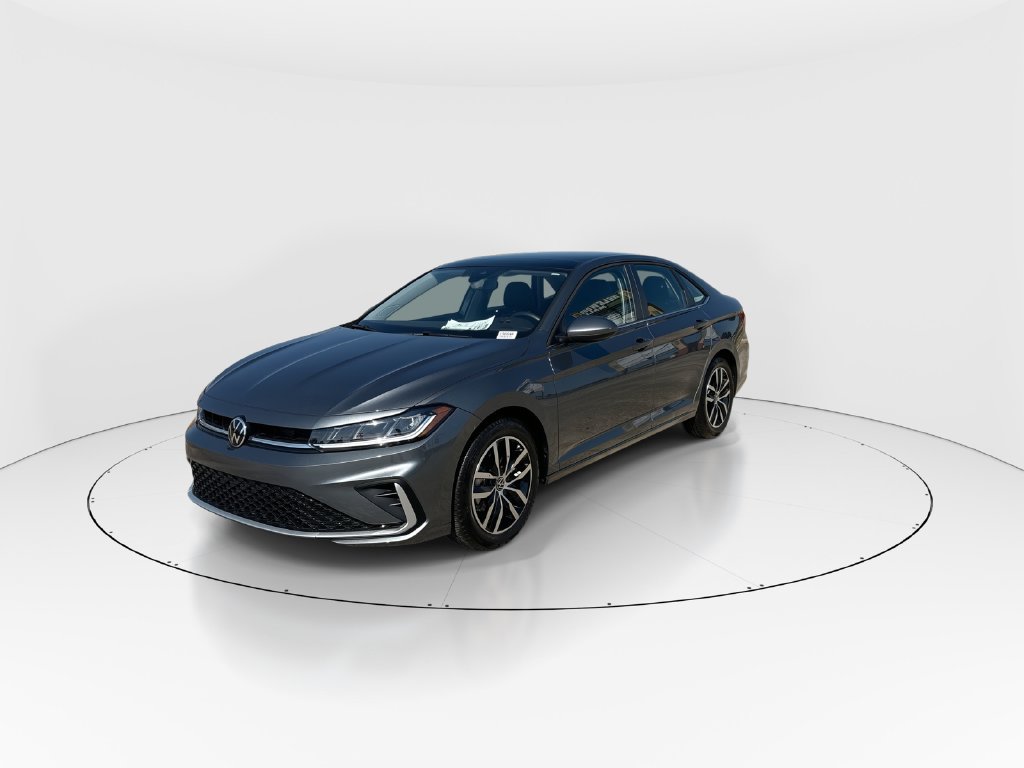 Used 2025 Volkswagen Jetta SE w/ Sunroof Package FWD image 4