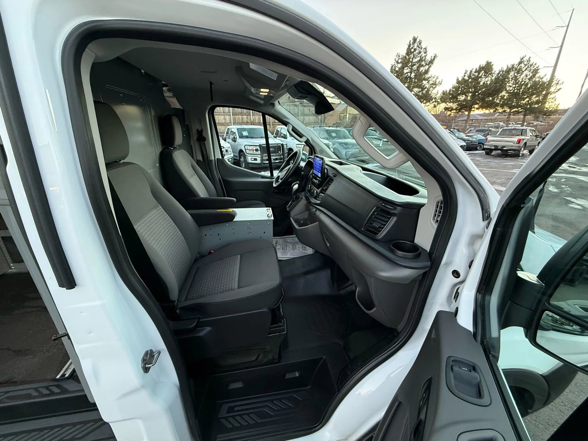 Used 2021 Ford Transit 150 Low Roof AWD image 25