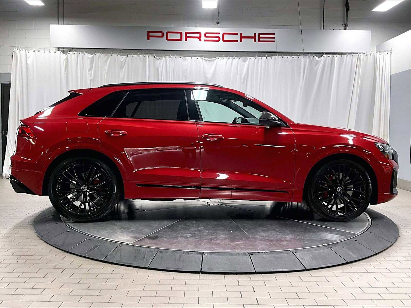 Used 2024 Audi SQ8 Prestige image 10