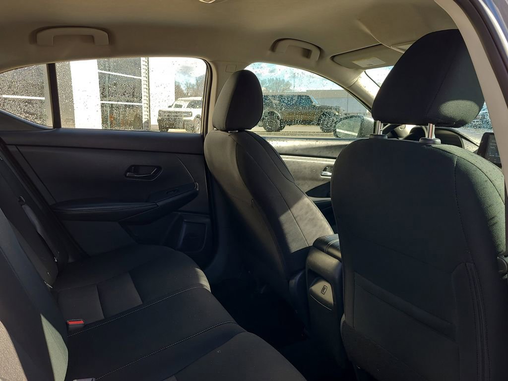 Used 2024 Nissan Sentra SV image 17