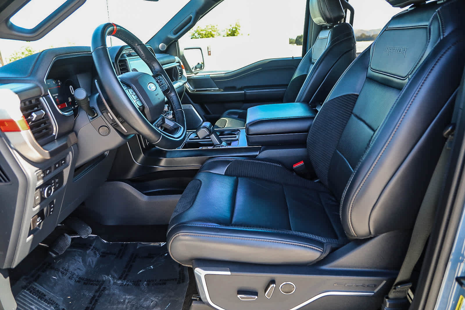 Used 2023 Ford F150 Raptor AWD/4WD image 17