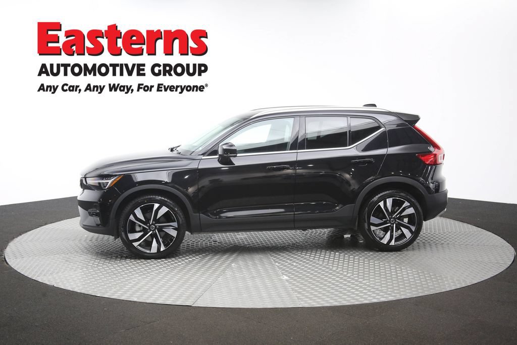 Used 2025 Volvo XC40 B5 Plus AWD/4WD image 60