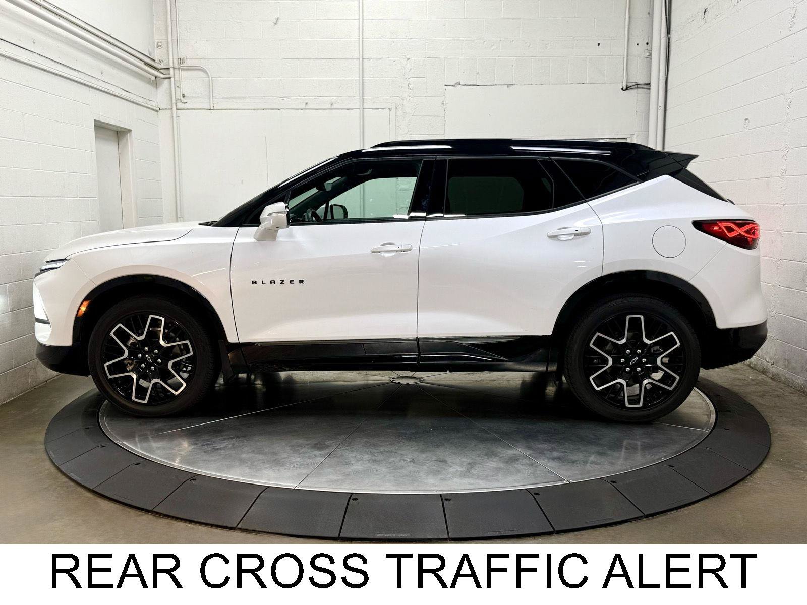 Used 2023 Chevrolet Blazer RS w/ Driver Confidence II Package AWD/4WD image 6
