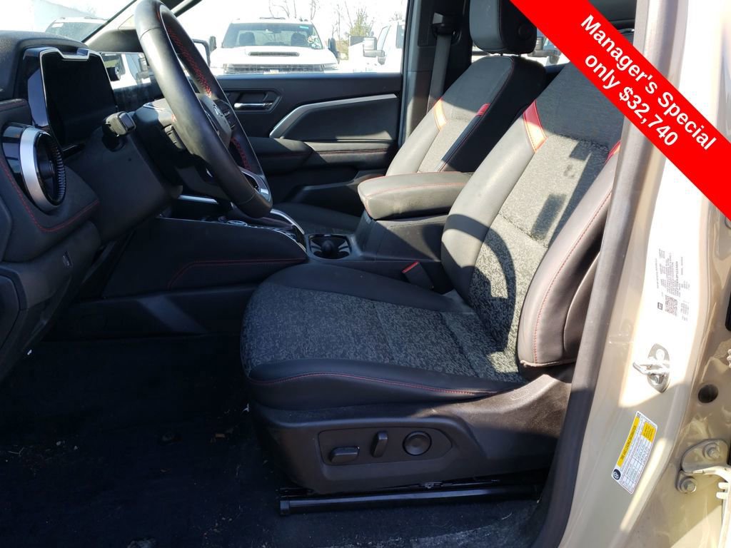 Used 2023 Chevrolet Colorado Z71 w/ Z71 Convenience Package 2 image 10