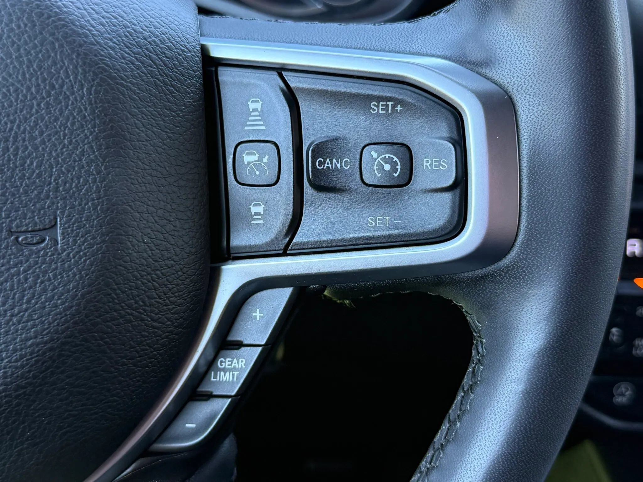 Used 2025 RAM 1500 Big Horn AWD/4WD image 13