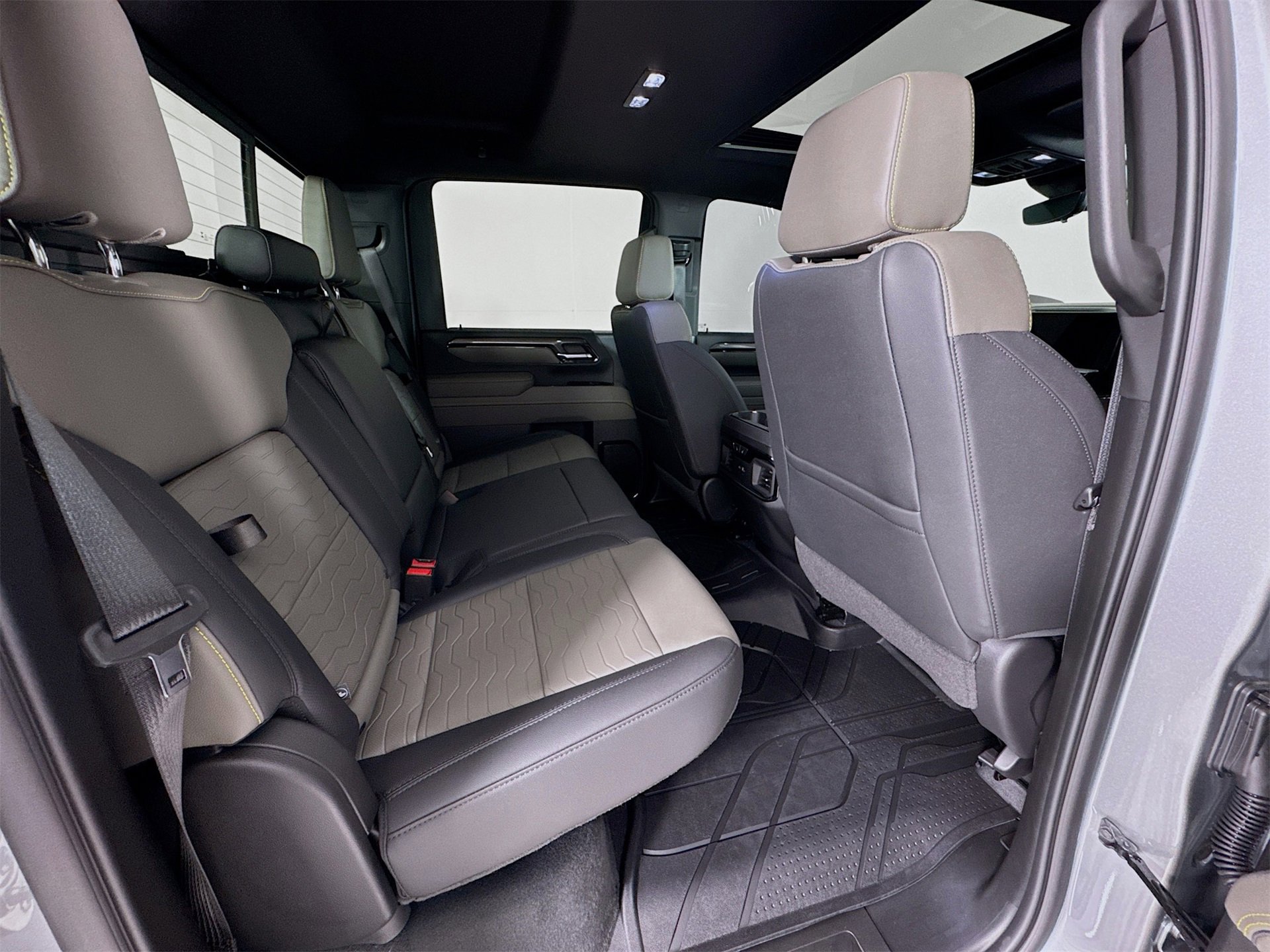 Used 2026 Chevrolet Silverado 2500 ZR2 image 30