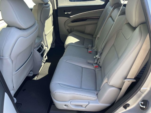 Used 2020 Acura MDX w/ Technology Package FWD image 12