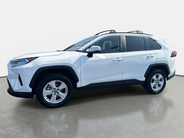 Used 2021 Toyota RAV4 XLE w/ Convenience Package AWD/4WD image 2