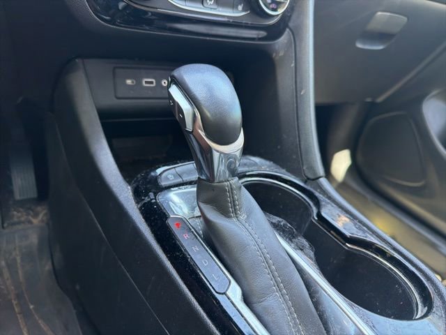 Used 2021 Buick Encore GX Select w/ Experience Buick Package FWD image 19