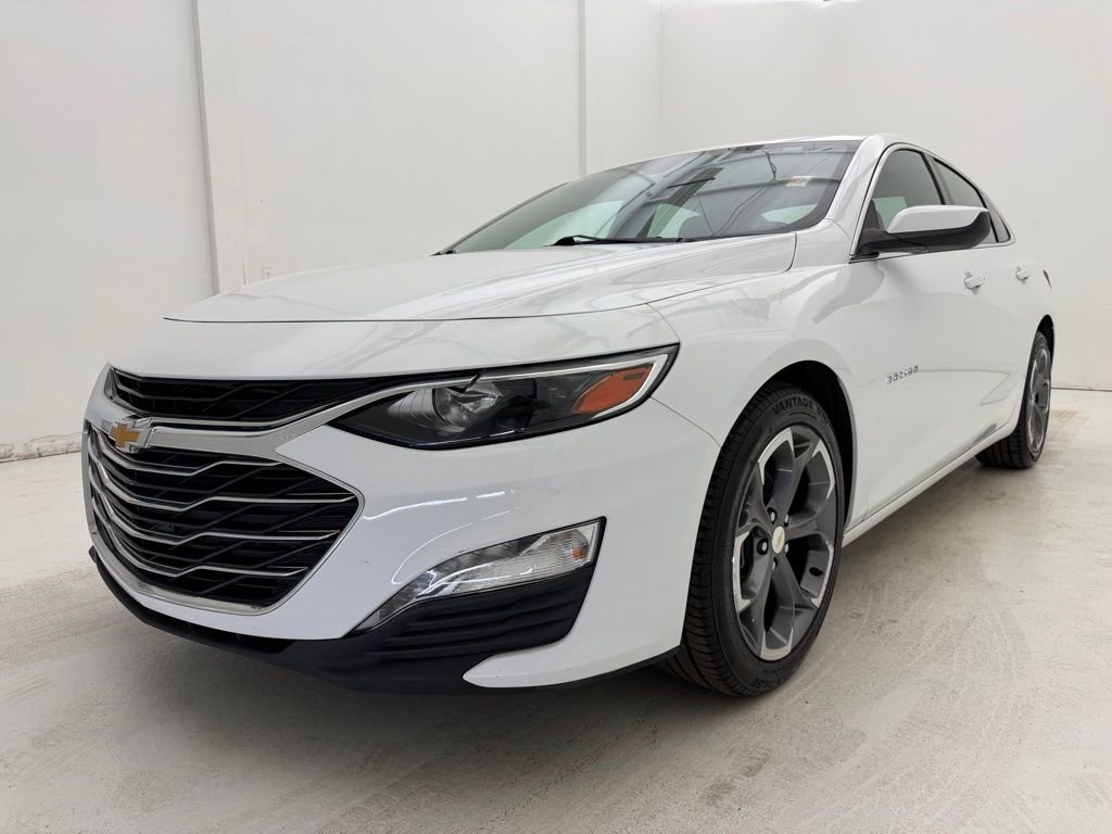 Used 2024 Chevrolet Malibu LT FWD image 9